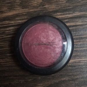 Mac blush